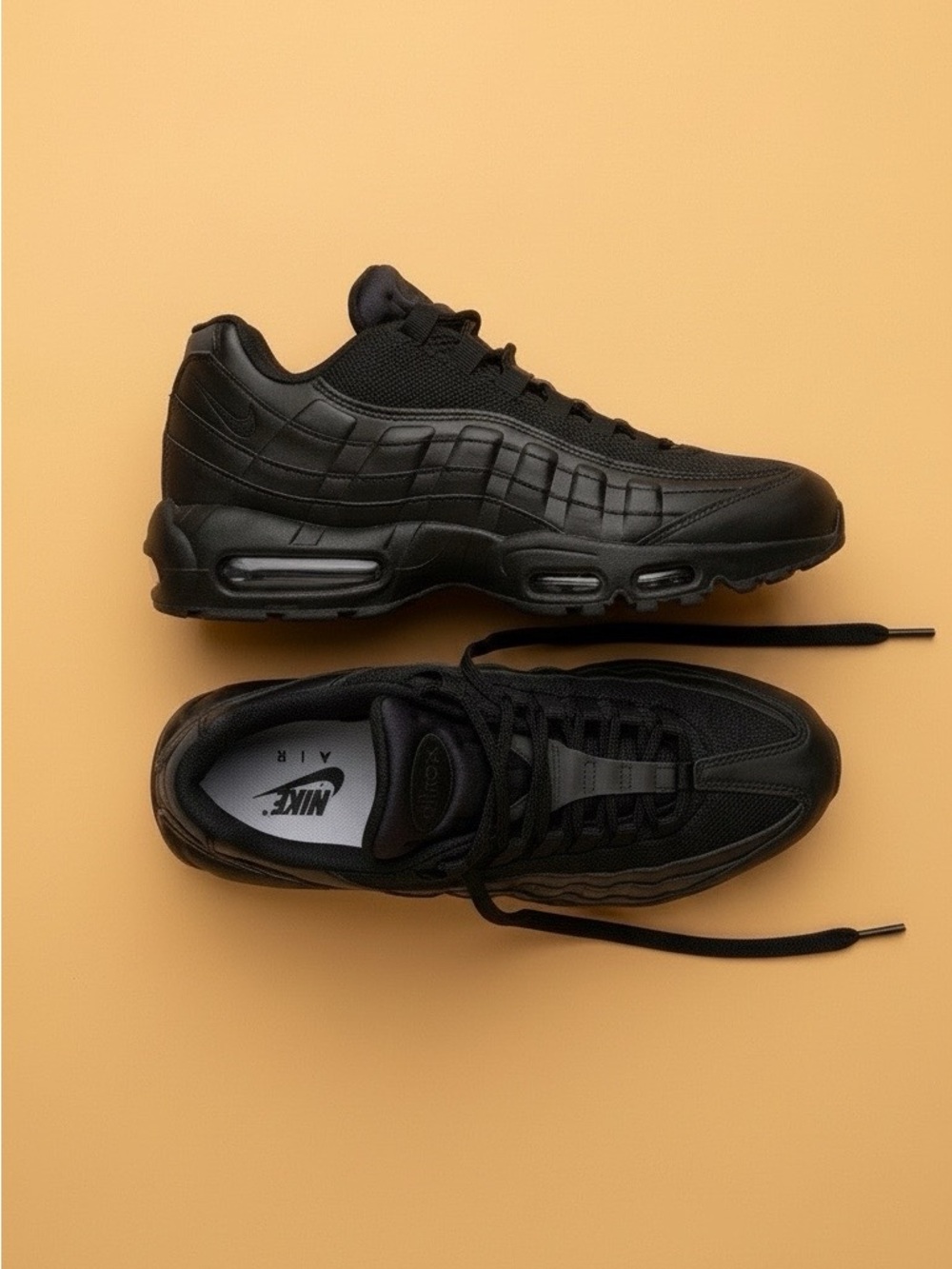 Nike Black Men's Air Max 95 Sneakers